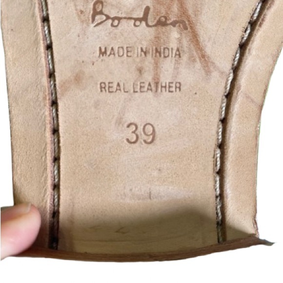 Boden Women's Vibrant Green Patent Flats Real Leather - Picture 9 of 9